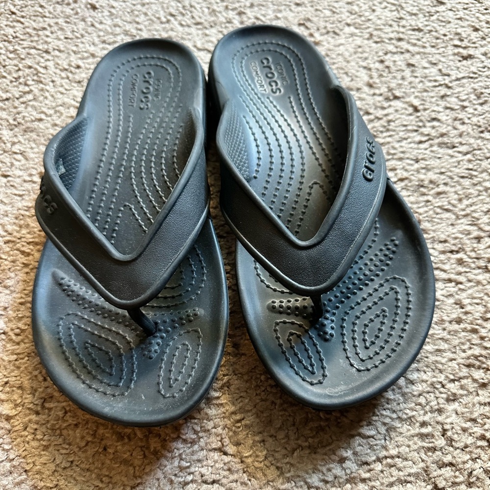 Croc Sandals W size 6